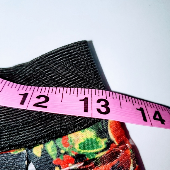 ROMEO & JULIET COUTURE NWT Floral Mesh Panel Skirt - Picture 12 of 13